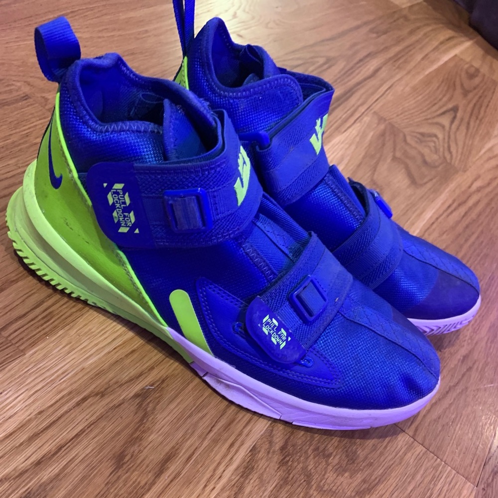 Nike